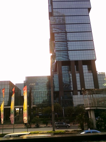 View Dari Depan Gedung ANZ Square